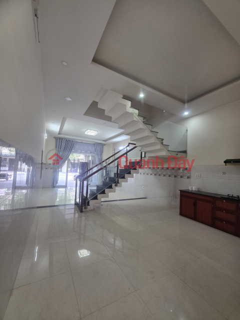 3-STORY HOUSE FOR SALE, 10.5M FRONTAGE ON PHAM VAN NGON STREET – REASONABLE PRICE 6.85 BILLION VND _0