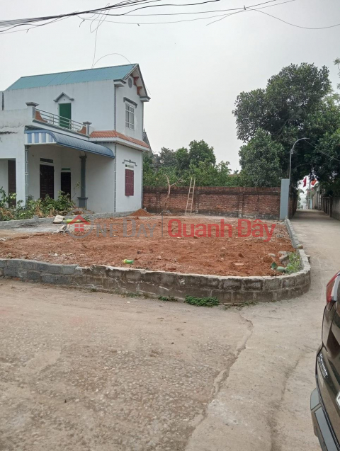 Beautiful land lot in Dong Yen Quoc Oai 150m2, the owner sent it for sale to consider finalizing it _0