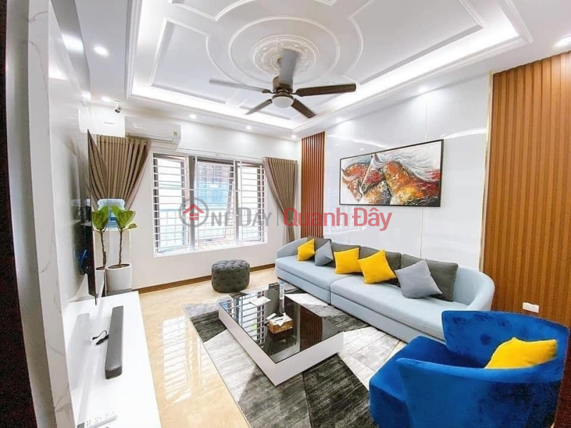 Property Search Vietnam | OneDay | Nhà ở Niêm yết bán | Bán Nhà HỒ #GIẢNG_VÕ. Ô TÔ ĐỖ CỬA. 45m2. 5.85Tỷ 4.5 Ngủ. Hàng Xóm THỨ TRƯỞNG