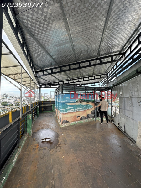 Corner commercial space for rent on Nguyen Van Luong and Pham Van Chi streets, District 6, with beautiful view, suitable for cafe, shop, or office. | Vietnam, Rental | đ 30 Million/ month