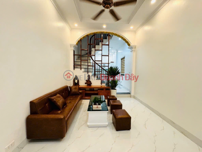 SIÊU HOT TẠI NGUYỄN KHANG _ SIÊU ĐẸP VÀ HIẾM - NGÕ Ô TÔ - SỔ VUÔNG - GIÁ 10.5 TỶ Niêm yết bán