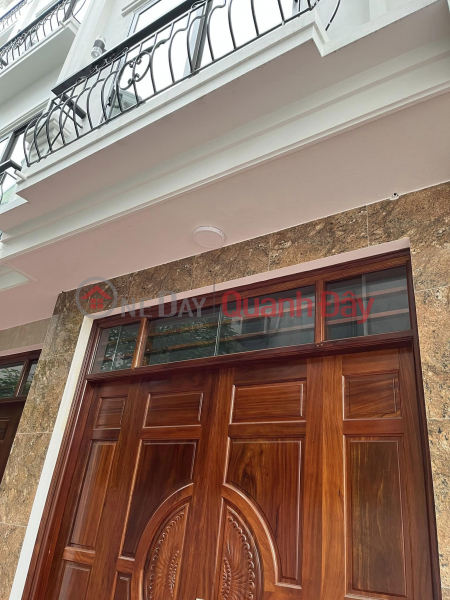 BEAUTIFUL HOME NGUYEN VAN LINH, THACH Ban, 6 storeys, HUGE FACE, EXTREMELY LIKED. Sales Listings