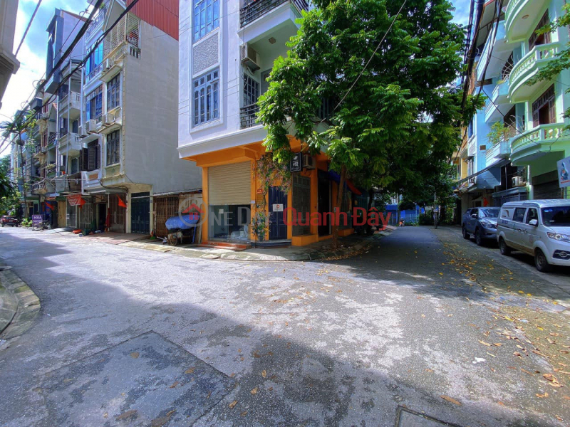 Property Search Vietnam | OneDay | Residential | Sales Listings | House for sale on Vu Pham Ham street 90m 5T. MT5m. Business. Pavement. Nice house, elevator. 30 billion VND