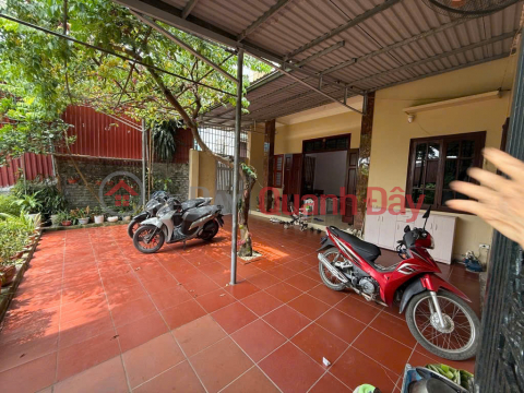 GARDEN HOUSE - LOT DIVISION - 2 LANE FRONTS - LAKE VIEW - CAR - CONVENIENT TO LIVE IN.Price: slightly over 13 billion _0