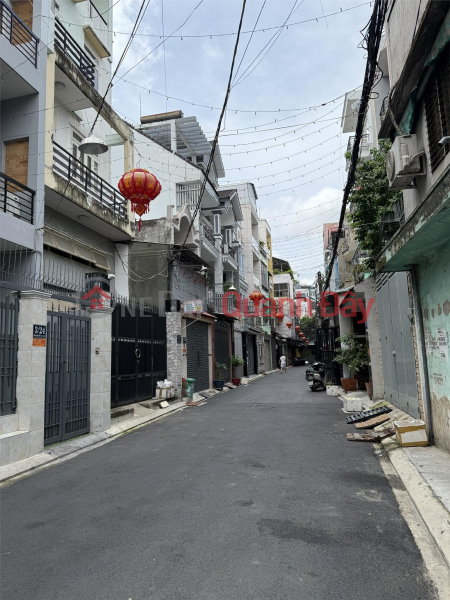 đ 9 Billion, **House for sale in alley 373\\/1 Ly Thuong Kiet, ward 8, Tan Binh (4*15) 4 floors
