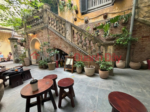 ANCIENT FRENCH VILLA - THE BEAUTY OF FRENCH ARCHITECTURE IN THE HEART OF THE CAPITAL.<br \/> LOCATED RIGHT ON DANG THAI THAN STREET_HOAN KIEM _0