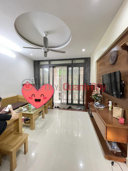 Property Search Vietnam | OneDay | Nhà ở Niêm yết bán, Chỉ hơn 3 tỷ có ngay nhà đẹp gần Phố Bồ Đề, Long Biên. Vài bước ra ngõ ô tô. 38m2, mt 7,5m, 5 tầng