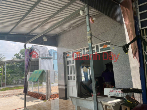 Owner selling a beautiful house in An Thoi hamlet, Binh An commune, Chau Thanh district - Solid construction, spacious garden. _0