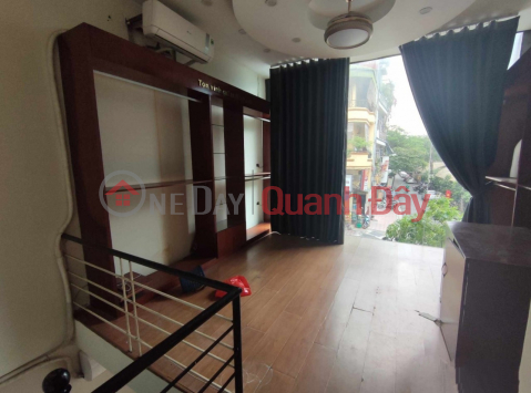 Whole house for rent on Nui Truc Street, Ba Dinh, 35m2, 2 floors, 4.5m frontage, fully furnished 21 million\/month _0
