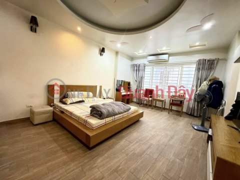 Bán nhà Hàn Thuyên, 66m2, 4 tầng, mặt tiền 4.2m, 16 tỷ, ngõ xe máy quay đầu, gần mặt phố _0