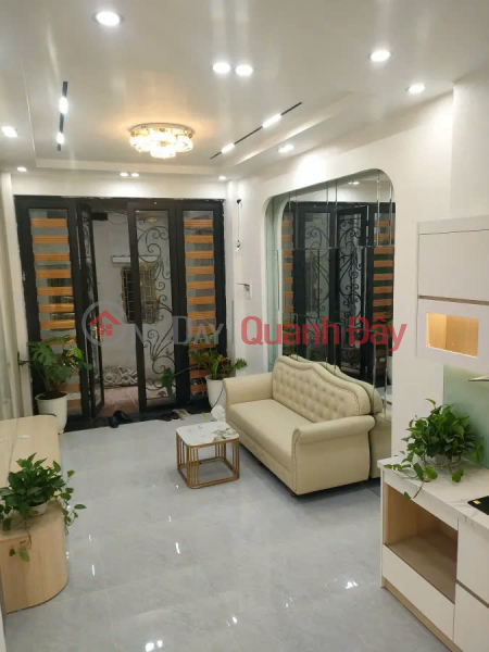 KIM MA, BA DINH 30M2 x 5 FLOORS, SUPER BEAUTIFUL HOUSE, FULL FURNITURE, 2 OPEN WARDS - A FEW STEPS TO THE STREET, PRICE 5.4 BILLION Sales Listings