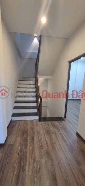 Brand new 3-story corner house for sale in Doai Nam Hong village, Dong Anh - 42m2 - Car parking available. Sales Listings