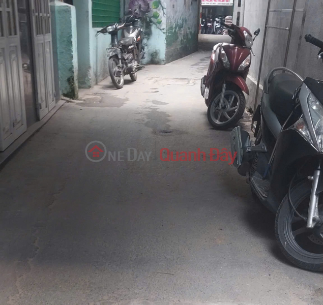 ► 2.2x 2.5m alley near Nguyen Van Linh, walking distance to Dragon Bridge, 2 floors, clean and sturdy Vietnam Sales đ 2.23 Billion