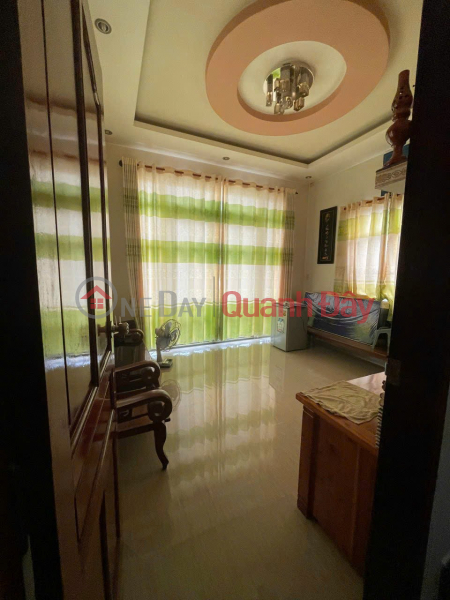 đ 4.39 Billion House for sale in Residential Area, Hoa Binh Ward, near Bien Hoa market, bypass road for only 4ty390