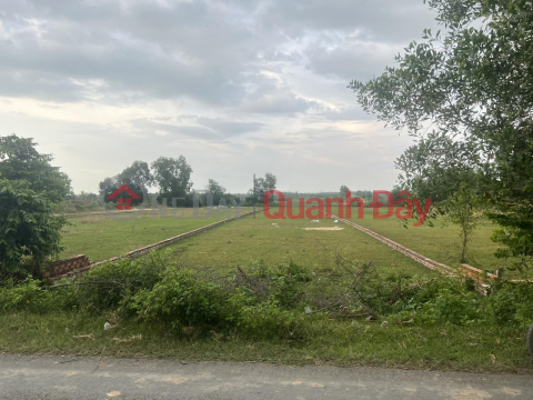 OWNER REDUCES PRICE, URGENT SALE OF LAND WITH 10M FRONTAGE ON Luc Vien ASPHALT ROAD, MY HANH BAC AREA, PRICE ONLY 4.2 BILLION VND _0