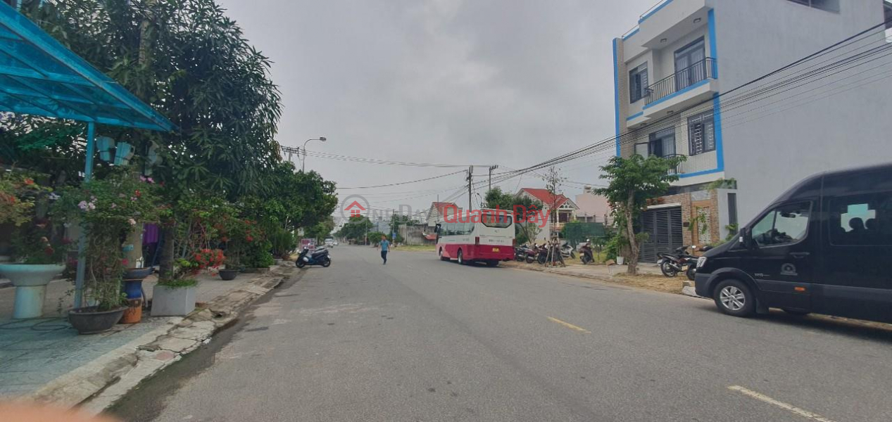 Land for sale on Tran Van Dan street, Da Nang. Big road in the center of the District, the price is too cheap for 200m2 and 8m wide, Vietnam, Sales đ 9.98 Billion