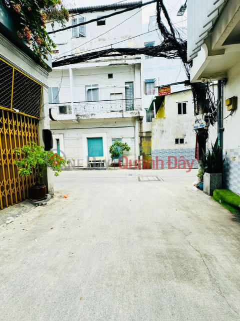 CHỦ LÂU ĐỜI BÁN NHÀ CÁCH MẠNG THÁNG TÁM, 72M2 DTSD, HẺM 6M, SỔ A4, KHU DÂN TRÍ, HẺM SAU 3M, GẦN CV LÊ THỊ RIÊNG. _0