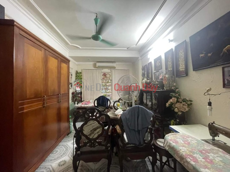Private house for sale in Thai Ha Dong Da 50m 3 floors open front near the street a few steps to the car 6 billion contact 0817606560 Sales Listings