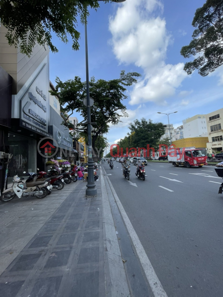 CORNER HOUSE 2 FRONTS OF PHAM VAN HAI, 4.5x20m, 8 ROOMS, FOR SERVICE Vietnam, Rental, đ 55 Million/ month