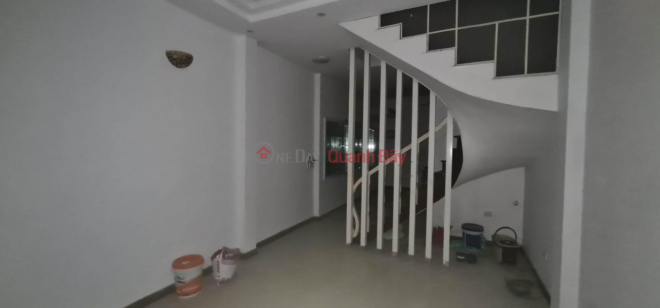 Property Search Vietnam | OneDay | Residential, Sales Listings Alley 95 Hoang Cau_50M* 5T, MT4.1m - Sidewalk_Avoidance car_Business_A few steps to the lake.