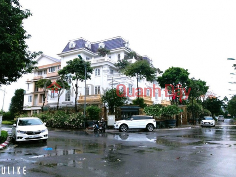 Selling MY DINH SONG DA VILLA, corner lot 190m, 3 car frontages, very happy living, office business, investment price _0