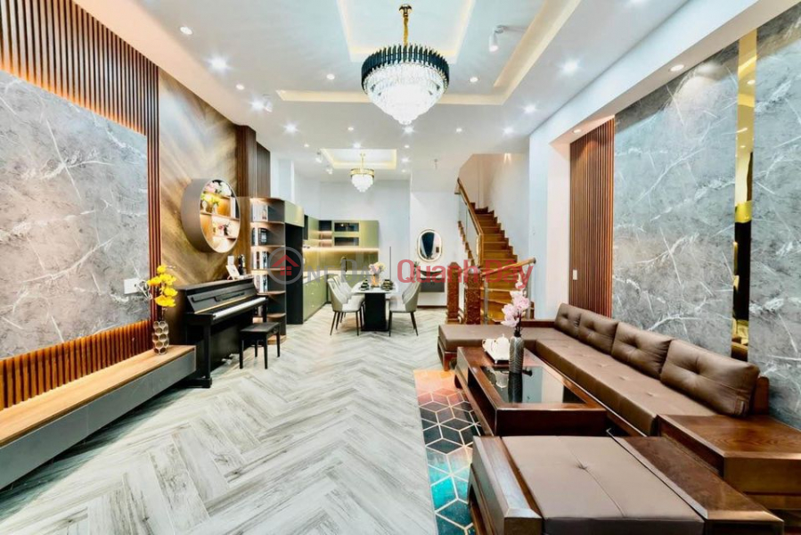 The owner sells Ton Duc Thang house 43m2 near the car for just over 4.5 billion beautiful to live in Sales Listings