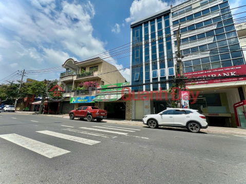 Bán nhà Mặt Tiền Đồng Khởi mới hoàn thiện, diện tích 400m2, vị trí siêu đẹp, giá 30 tỷ _0
