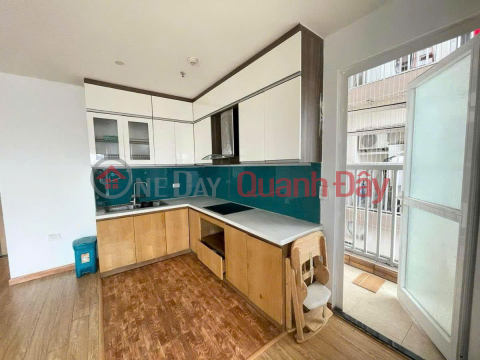 APARTMENT FOR SALE IN NGUYEN SON STREET, LONG BIEN DISTRICT _0