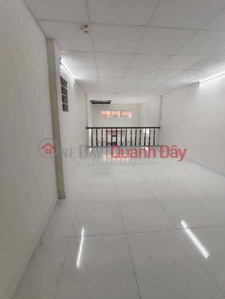 Au Duong Lan Alley, accessible by car, house with wider rear section, 3 bedrooms, completed construction permit. Sales Listings