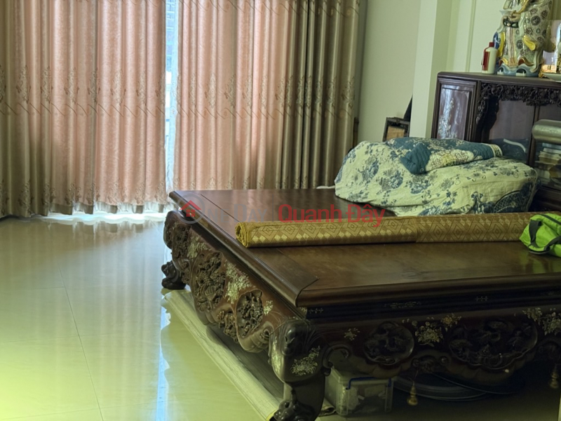 đ 15,9 tỷ | Vị trí ngõ 92 to rộng đẹp nhất tuyến phố Nguyễn Khánh Toàn, ngõ ô tô tránh, nhà mình cách ô tô