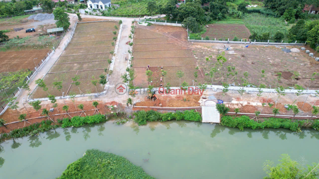 Land for sale adjacent to UTOPIA resort project in Cau Soi, Phu Thanh, Lac Thuy, Hoa Binh. Vietnam Sales | đ 1.57 Billion