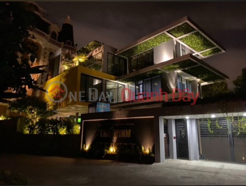 Selling corner villa at 2 MT, 132 Nguyen Van Huong Thao Dien District 2 429m2 only 139 billion _0