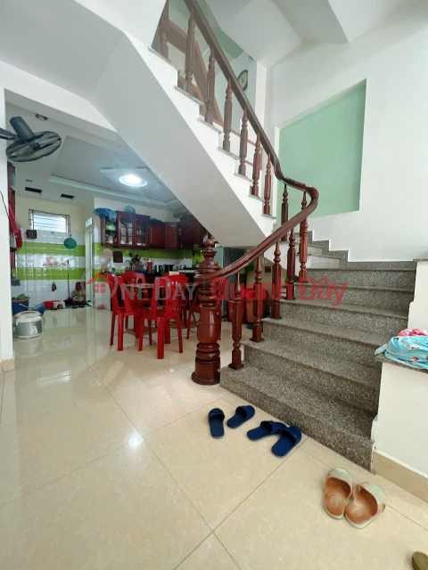 House for sale in Vinh Tien - Le Chan, area 62m2, 4 floors, PRICE 3.5 billion, 7-seat car parking inside the house _0