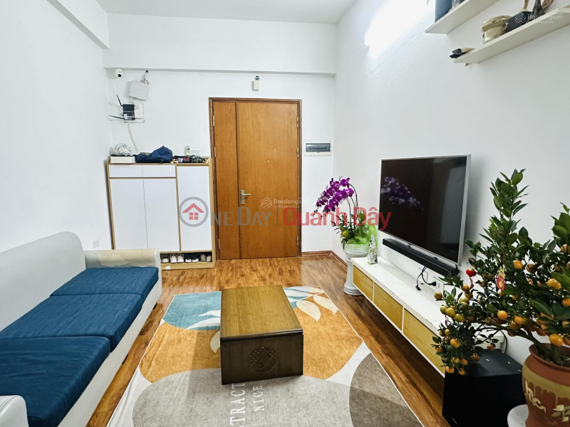 Owner selling apartment in OCT5A building - Resco Pham Van Dong, 73.5m2 - 3 bedrooms - Only 5.x billion VND, fully furnished with new furniture. Sales Listings