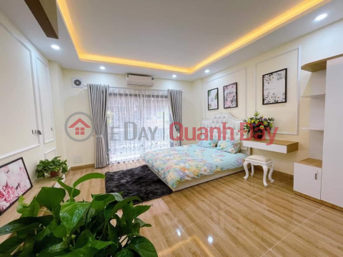 3-storey house in Phung Chau, 35m2, near market, traffic road, price 1.2 billion _0