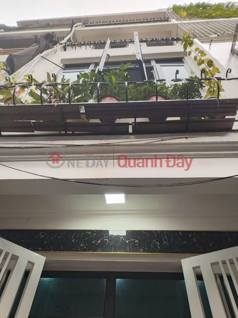 Location: Me Tri Ha townhouse, wide alley for three-wheelers to avoid motorbikes, a few dozen meters to the market, Me Tri schools at all levels, _0