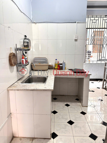 Rooms for Rent at Good Prices, Convenient, Secure Location near Bui Phat Market, Le Van Sy Street, Ward 12, District 3. Vietnam, Rental, đ 4 Million/ month