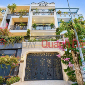 HOUSE WITH ELEVATOR, CENTER OF DISTRICT 7, 5X18M, IMPORTED FURNITURE _0