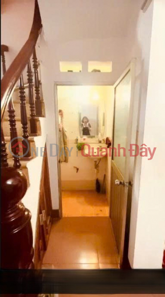 Cho thuê nhà ngõ 3 Phố Lĩnh Nam, 44m2 x 3.5 tầng, 4 ngủ, 3 WC, 11 Triệu Việt Nam Cho thuê đ 11 triệu/ tháng