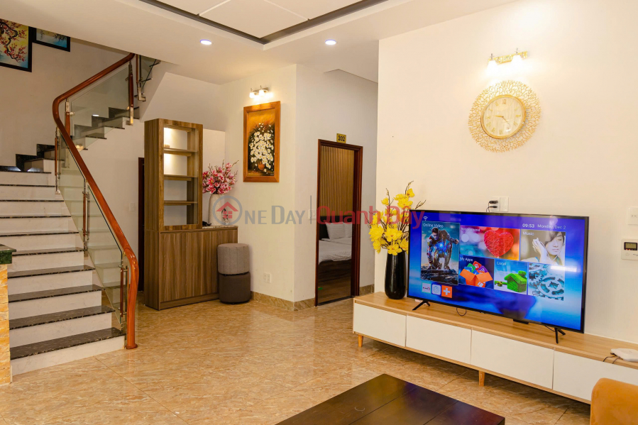 Villa with 5 bedrooms and a large garden for rent at 30 million VND on Trang Trinh Street, Da Lat, Lam Dong. | Vietnam, Rental | đ 30 Million/ month