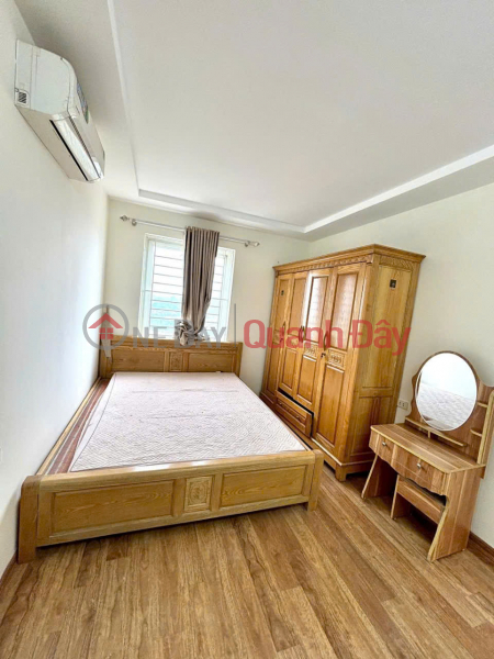 CHUNG CƯ RUBY CITY CT2 – CĂN HIẾM NHỎ 3 TẦNG ĐẸP 
Mặt đường Giang biên – Gần Vinhomes Riverside Niêm yết bán
