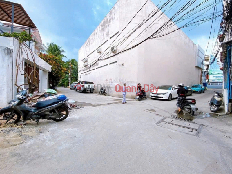 Land for sale with 2 street fronts near Vinh Diem Trung Urban Area - Tay Nha Trang Ward Sales Listings