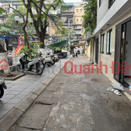 EXTREMELY RARE CORNER LOT 2 BUSY BUSINESS UNITS WITH HUGE FRONTAGE CARS CAN PARK AT THE DOOR PLAYGROUND VIEW, FULL INTERIOR _0