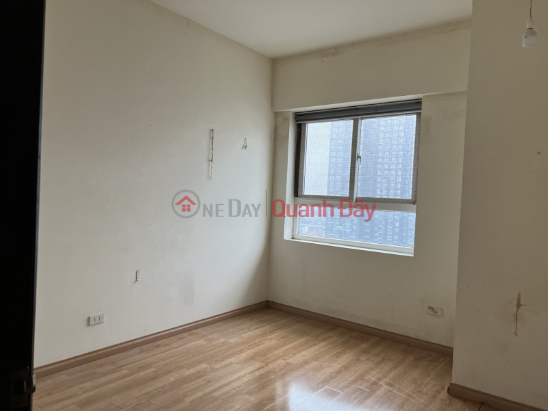 Middle floor apartment for rent, 120m2, 3 bedrooms, Thai Ha Dong Da 14 million\\/month Vietnam | Rental ₫ 14 Million/ month