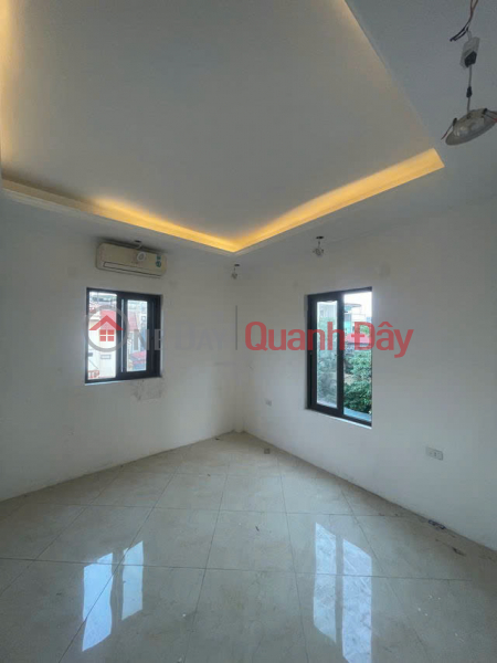 đ 5,7 tỷ, Thượng Thanh-nhà cực gần phố-VF3 đỗ cửa Thượng Thanh 36m2,X 4 tầng,mặt tiền 3.5m, 5.7 tỷ Long biên.
