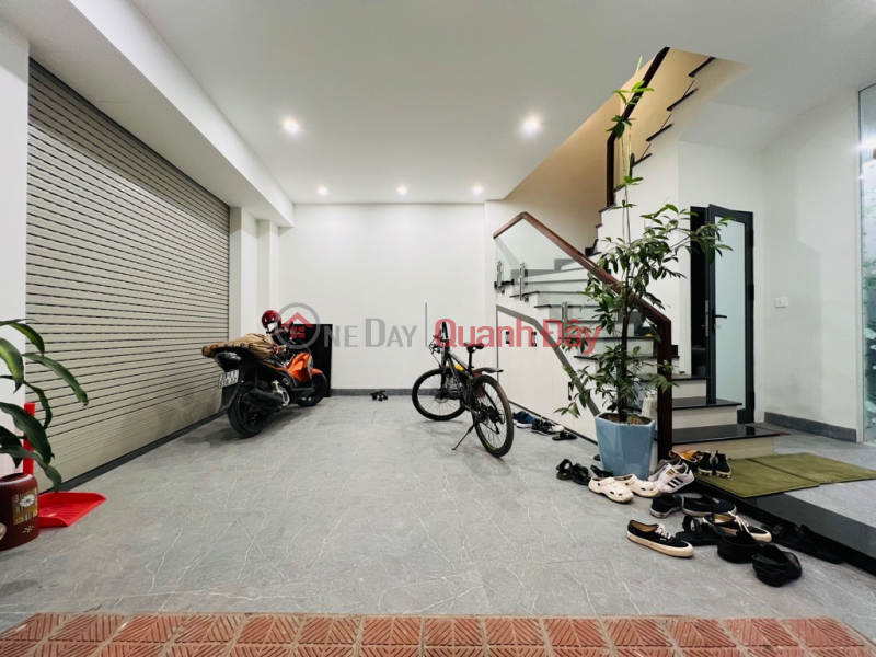 SUPER HOT QUANG TIEN, SOUTH TU LIEM LO, BRIGHT CORNER, CAR ACCESS TO THE HOUSE, BRAND NEW HOUSE TO LIVE WITHOUT Area: 50M X 5 FLOORS PRICE Sales Listings