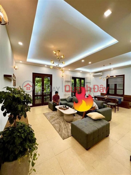 To Ngoc Van Townhouse for Sale, Tay Ho District. 120m Frontage 8.2m Approximately 30 Billion. Commitment to Real Photos Accurate Description. Owner Sales Listings