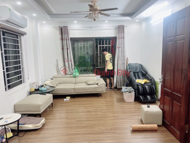 HA DONG CENTRAL HOUSE IS LOCATED IN A HIGHLY RESIDENTIAL AREA, A FEW STEPS TO THE STREET, MARKET, AND SCHOOL, BUYERS JUST COME IN AND LIVE. Sales Listings