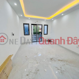 4 billion beautiful new houses with 5 floors in Dong Thien, Linh Nam, near the car, close to the street, spacious house _0