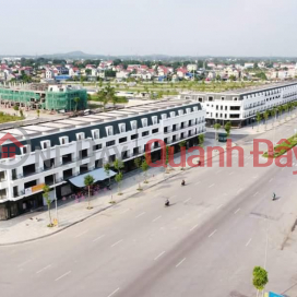EXTREMELY RARE: 2 plots of land for sale in Hoang Van residential area, Pho Yen city, 126m MT, nearly 7m road on all four sides, price available _0